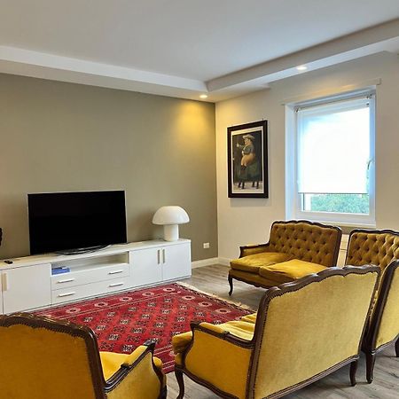 Apartment On The Square Рим Екстер'єр фото