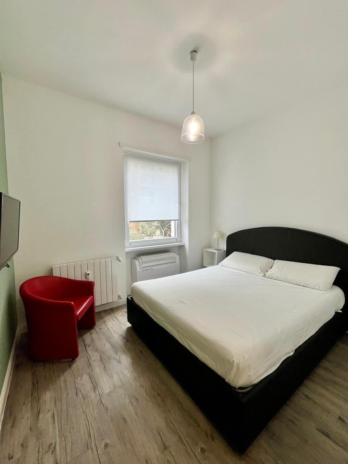 Apartment On The Square Рим Екстер'єр фото